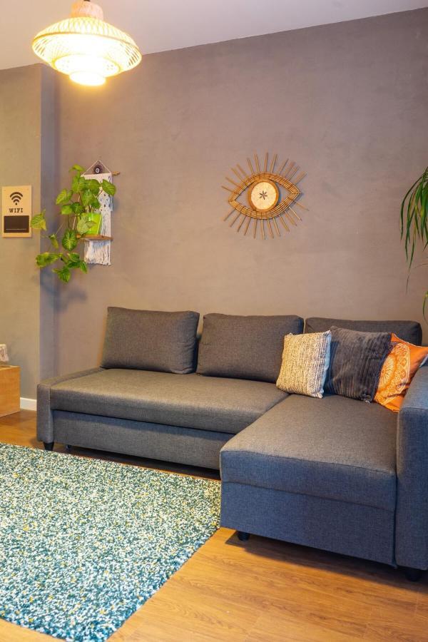 Cosy Flat With A Garden In Central Kadikoy Истанбул Екстериор снимка