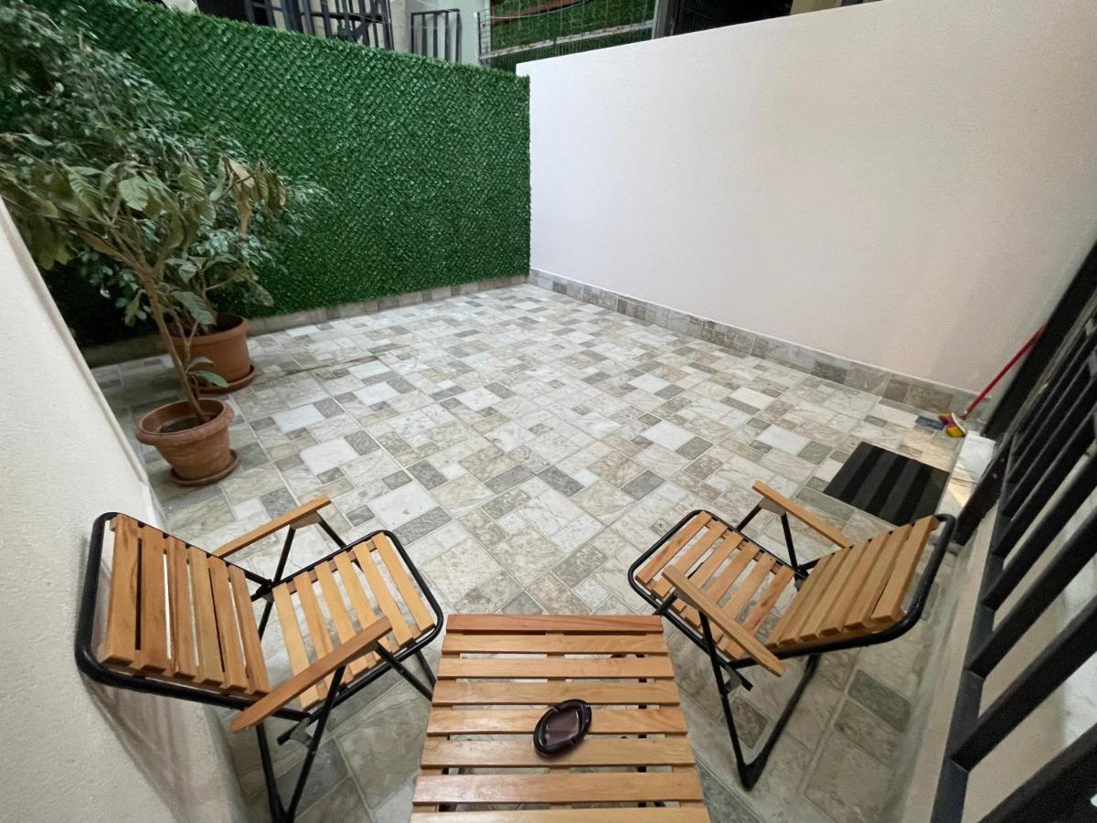 Cosy Flat With A Garden In Central Kadikoy Истанбул Екстериор снимка